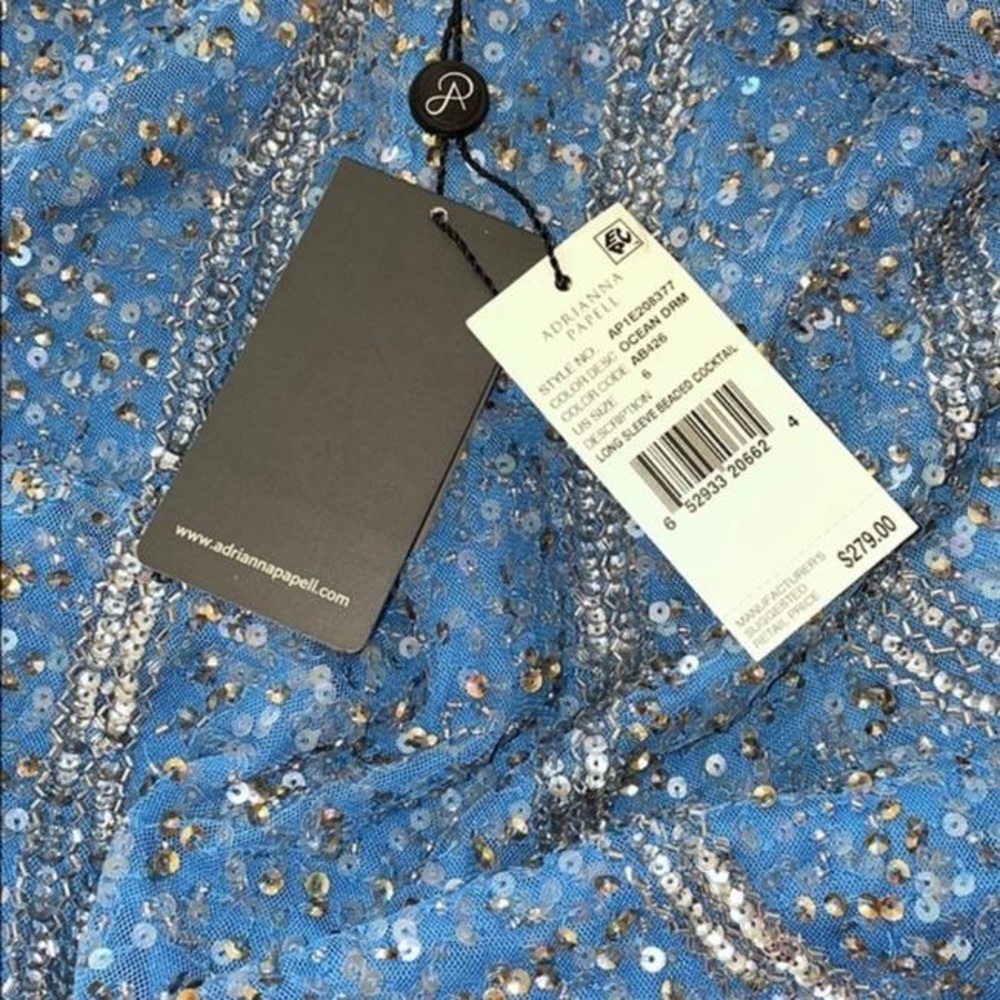 Adrianna Papell
Blue Embellished Cocktail Casual Dress